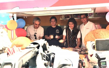 VP Sara asserts need for family planning, educ during Navotas visit