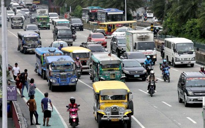 Transport strike fails to paralyze public transport ops – MMDA