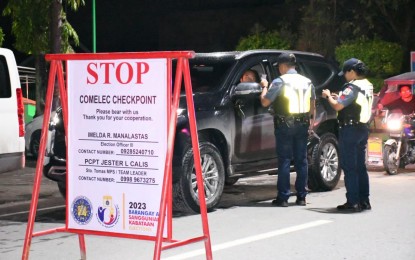 <p><strong>CHECKPOINT</strong>. Authorities have seized 233 assorted firearms and deadly weapons in Central Luzon since the start of the election gun ban on Aug. 28, 2023. A total of 156 various firearms and 77 deadly weapons, including explosives, were seized at Commission on Elections checkpoints while 195 individuals were arrested.<em> (File photo courtesy of PRO-3)</em></p>