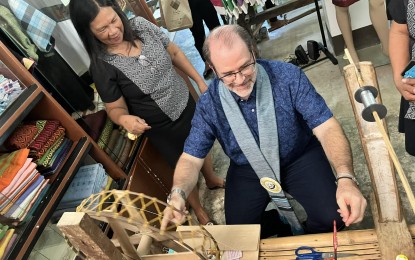 Canadian gov't vows support for 'hablon' weavers of Iloilo