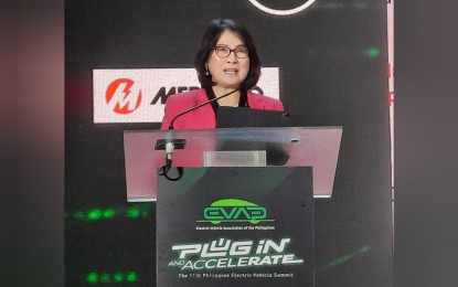 <p>INCENTIVES PROGRAM. Trade Undersecretary Rafaelita Aldaba launches the Electric Vehicle Incentives Scheme (EVIS) at the 11th Philippine EV Summit at SMX Convention Center in Pasay City on Friday (Oct. 20, 2023). The EVIS aims to kickstart the local manufacturing of e-vehicles. <em>(PNA photo by Kris Crismundo) </em></p>
<p> </p>
<p> </p>