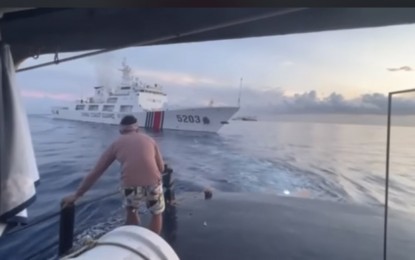 <p>Chinese Coast Guard vessel<em> (Screenshot from AFP video)</em></p>