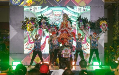 <p><strong>COUNTDOWN.</strong> A participating tribe for the Dinagyang Festival 2024 performs during the launching of the 100-day countdown at the SM City on Oct. 20, 2023. Joyce Clavecillas, executive director of the Iloilo Festivals Foundation, Inc. (IFFI), one of the organizers of the Dinagyang Festival, in an interview on Monday (Oct. 23, 2023), said the comeback of participating schools is one of the highlights of the festival next year. <em>(PNA photo courtesy of Iloilo Dinagyang Festival FB page)</em></p>