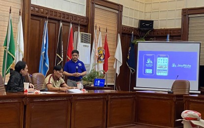 <p><strong>TRIAL RUN</strong>. The Ilocos Norte Provincial Board meets for the presentation of the JoyRide mobile app on Oct. 12, 2023. The motorcycle taxi and delivery service will have a monthlong trial run starting next week. <em>(Photo courtesy of Ilocos Norte Sangguniang Panlalawigan</em></p>