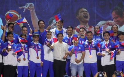 <p><strong>SPORTS DEVELOPMENT.</strong> President Ferdinand R. Marcos Jr. on Wednesday (Oct. 25, 2023) leads the "Gabi ng Parangal at Pasasalamat Para sa Bayaning Atletang Pilipino" at the Rizal Memorial Coliseum in Manila to honor the 33 Filipino athletes who bagged medals in the 19th Asian Games. During the event, Marcos vowed continued support through initiatives and programs for sports development. <em>(PNA photo by Avito Dalan) </em></p>