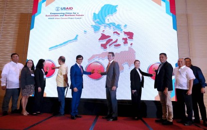 <p><strong>URBAN CONNECT.</strong> The US Agency for International Development formally launches on Thursday (Oct. 26, 2023) its USD11-million Urban Connect project to boost economic growth in nine cities across the Philippines by providing technical assistance and helping them maximize e-government solutions. The nine cities are Batangas, Legazpi, Puerto Princesa, Iloilo, Tacloban, Tagbilaran, Cagayan de Oro, General Santos and Zamboanga.<em> (PNA photo by Joey Razon)</em></p>