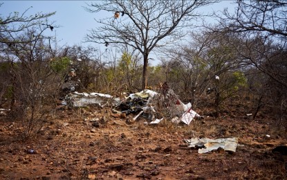 <p><strong>CRASH</strong>. The wreckage of the small plane that crashed in the northwestern Brazilian state of Acre. Twelve people, including an infant, died in Sunday's (Oct. 29, 2023) crash.<em> (Anadolu)</em></p>