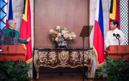 <p><strong>JOINT STATEMENT.</strong> President Ferdinand R. Marcos Jr. (right) and Timor-Leste President Jose Ramos-Horta are about to deliver their joint statements after their bilateral meeting at the Malacañang Palace in Manila on Friday (Nov. 10, 2023). The Department of Foreign Affairs said Timor-Leste has reaffirmed its support for the Philippines’ bid to secure a non-permanent seat at the United Nations Security Council for the term 2027-2028.<em> (PNA photo by Rey Baniquet)</em></p>