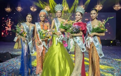 <p><strong>MISS NEGROS ORIENTAL 2023.</strong> The winning candidates of the Buglasan Festival Miss Negros Oriental 2023 pose for a photo op during the coronation on Oct. 16, 2023. Festival organizers on Thursday (Nov. 16, 2023) shunned allegations of non-payment of subsidies for the contestants. <em>(Photo courtesy of the Provincial Government of Negros Oriental Facebook)</em></p>