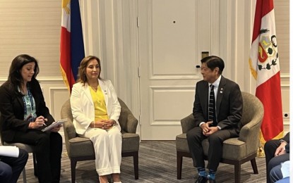 <p><strong>IMPROVED PH-PERU TIES.</strong> President Ferdinand R. Marcos Jr. (right) holds a bilateral meeting with Peruvian President Dina Boluarte (2nd from left) on the sidelines of the Asia-Pacific Economic Cooperation summit in San Francisco, California on Saturday, Manila time (Nov. 18, 2023). During the meeting, Marcos expressed his intent to elevate the Philippines’ relations with Peru, as the two nations both seek to revitalize their economies post-pandemic. <em>(Photo from PBBM’s official Instagram account)</em></p>