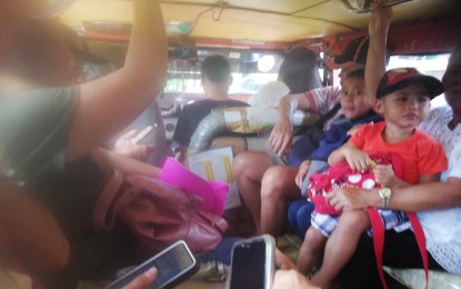 <p><strong>NO TRANSPORT STRIKE.</strong> Commuters onboard a public utility jeepney (PUJ) from Sibalom to San Jose de Buenavista town on Monday (Nov. 20, 2023). Federation of Jeepney Operators and Drivers Association (FEJODA) chairman Ludovico Ramos said in an interview that they are not joining the three-day nationwide transportation strike. (<em>PNA photo by Annabel Consuelo J. Petinglay</em>)</p>
