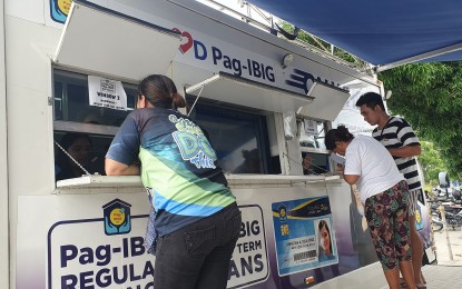 <p><strong>MOBILE PAG-IBIG.</strong> Lingkod Pag-IBIG on Wheels (LPOW) serves clients in San Joaquin, Iloilo on Monday (Nov. 20, 2023). The LPOW is deployed in the countryside to reach out to underserved clients.<em> (Photo courtesy of Mark Ken Carmelita)</em></p>
<p> </p>
