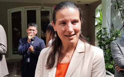 <p><strong>JOINT MARITIME PATROL.</strong> French Ambassador Marie Fontanel speaks to the media in Makati City on Wednesday (Dec. 6, 2023). France is ready to hold joint maritime patrols in the West Philippine Sea, reaffirming Paris’ bid to reinforce its role as a “like-minded” partner in the Indo-Pacific.<em> (PNA photo by Joyce Rocamora)</em></p>