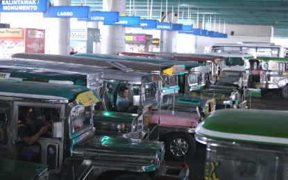 <p><strong>MODERNIZATION PROGRAM.</strong> A jeepney terminal at SM City North Edsa on Thursday (Dec. 28, 2023). Under the PUV modernization program, consolidated units will continue to operate on their existing routes.<em> (PNA photo by Joey O. Razon)</em></p>