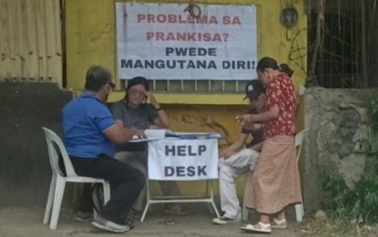 <p style="text-align: left;"><strong>UNAUTHORIZED HELP DESK. </strong>An unauthorized help desk was set up by some members of cause-oriented groups near the Land Transportation Franchising and Regulatory Board along Echavez St., Cebu City since Thursday (Dec. 28, 2023). LTFRB-7 regional director Eduardo Montealto Jr. said the help desk is not sanctioned by their office, and advised the drivers and operators to go directly to the LTFRB office, which will be open even on Saturday and Sunday, to inquire about franchising and PUV Modernization Program. <em>(Contributed photo)</em></p>