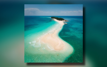 <p><strong>POSITIVE OUTLOOK.</strong> Kalanggaman Island in Palompon, Leyte, is one of the popular destinations in Eastern Visayas. The Department of Tourism is upbeat about surpassing the tourist arrival target in the region in 2023 with good performance during the first three quarters of last year. <em>(DOT Region 8 photo)</em></p>