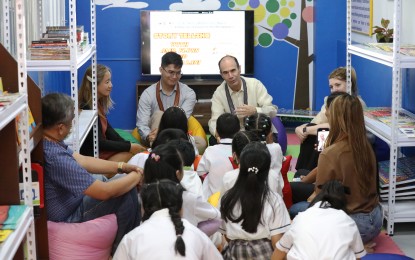 Israel puts up library in Taguig school