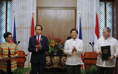 <p>(From left) Indonesia Minister for Foreign Affairs Retno Marsudi, Indonesian President Joko Widodo, President Ferdinand R. Marcos Jr. and Department of Foreign Affairs Sec. Enrique Manalo<em> (PNA photo by Joey Razon)</em></p>