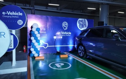 <p><strong>ELECTRIC VEHICLE.</strong> An electric vehicle charging station at SM Center mall in Dagupan City, Pangasinan opens on Saturday (Jan.13, 2024). The Community Environment and Natural Resources Office advocates for the use of e-vehicle for improved air quality. <em>(PNA photo by Hilda Austria)</em></p>