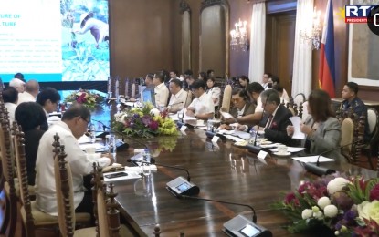 <p><strong>AGRI DEV’T</strong>. President Ferdinand R. Marcos Jr. on Tuesday (Jan. 16, 2024) meets with key officials of the Department of Agriculture (DA) and other government agencies at Malacañan Palace in Manila to discuss updates on their plans and programs for the development of the agriculture sector. During the meeting, DA Secretary Francisco Tiu Laurel Jr. presented the three-year plan to improve the agri-fishery sector.<em> (Screenshot from Radio Television Malacañang)</em></p>
<p> </p>