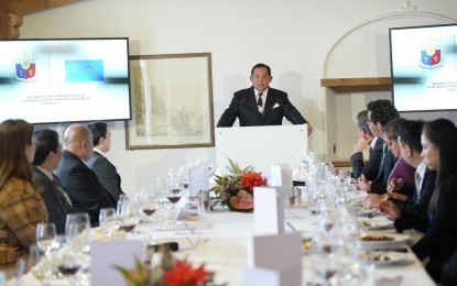 <p><strong>PRODUCTIVE ENGAGEMENT</strong>. House Speaker Ferdinand Martin G. Romualdez (center) delivers his message during the welcome lunch for the Philippine delegation to the World Economic Forum (WEF) Annual Meeting 2024 at the Grandhotel Belvedere in Davos, Switzerland Monday (Jan. 15, 2024, Switzerland time). He said the delegation will strive to make their engagements productive and ultimately beneficial to the Philippines and the Filipino people. <em>(Photo courtesy of Speaker Romualdez’s office)</em></p>
