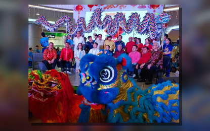 <p><strong>GRAND LAUNCH.</strong> The Filipino-Chinese community in Iloilo City gathers for the grand launch of the Chinese New Year celebration at the SM City Iloilo on Monday (Jan. 15, 2024). For the first time, the world-renowned Quanzhou string puppetry is coming to Iloilo City on Feb. 10-11 as part of the 20th Chinese New Year celebration in this city. <em>(PNA photo by PGLena)</em></p>