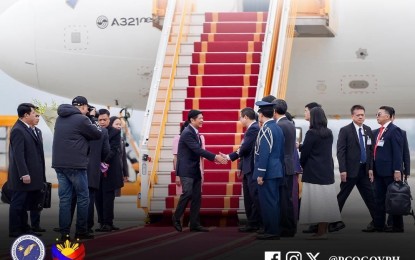 <p><strong>BILATERAL TIES</strong>. President Ferdinand R. Marcos Jr. and First Lady Louise “Liza” Araneta-Marcos arrive in Vietnam on Monday afternoon (Jan. 29, 2024). Marcos' two-day state visit is part of the government's bid to strengthen the bilateral ties between the Philippines and Vietnam. <em>(Photo courtesy of PCO)</em></p>