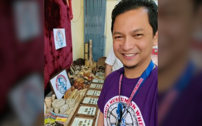 OFW promotes rich PH history via museum on wheels
