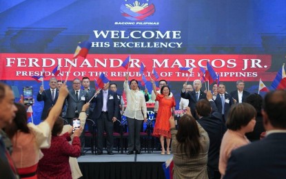 <p><strong>PURE BUSINESS</strong>. President Ferdinand R. Marcos Jr. and First Lady Liza Araneta-Marcos meet with the Filipino community during a two-day state visit in Vietnam in January 2024. In all his foreign trips, the President brings home investment pledges. (<em>File photo)</em></p>