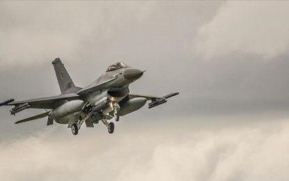 US F-16 fighter jet crashes in South Korean waters