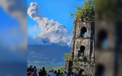 OCD: No direct damage so far from Mayon's phreatic eruption
