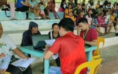 5.6K ARBs in south Negros validated to get loan condonation