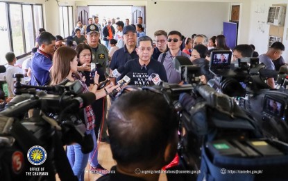 <p><strong>DISTANCE IS NOT A HINDRANCE.</strong> Comelec chairperson George Erwin Garcia speaks to the media during his visit to Pag-Asa Island, Kalayaan, Palawan province on Monday (Feb. 12, 2024). The voter registration period for the 2025 midterm elections will run until Sept. 30. <em>(Photo courtesy of Comelec)</em></p>