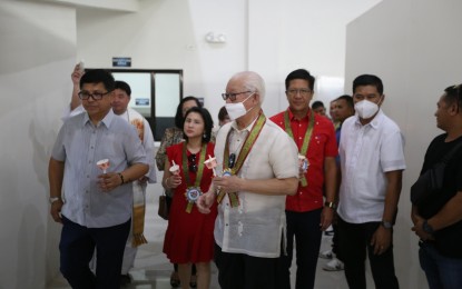 Batangas guv targets expanded healthcare services