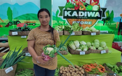 Veggie bouquet, fruit baskets sold as healthy Heart's Day gift options