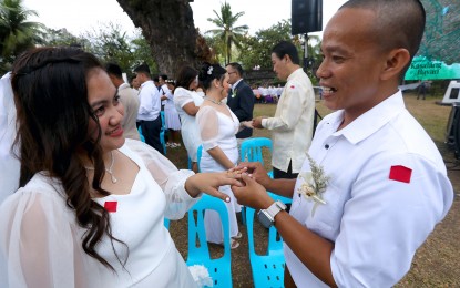 MASS WEDDING IN MANILA