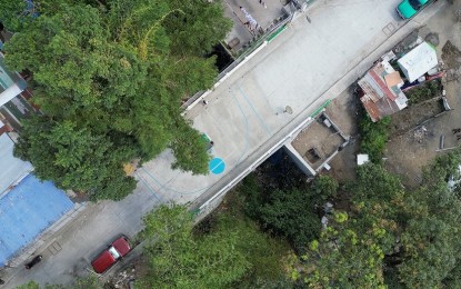 DPWH replaces makeshift Caloocan structure with concrete bridge