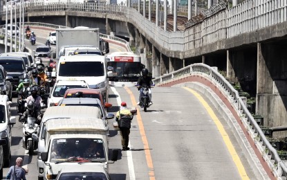 <p><strong>TRAFFIC</strong>. Bumper-to-bumper traffic along Epifanio de los Santos Avenue in Cubao, Quezon City on Feb. 28, 2024. The Land Transportation Franchising and Regulatory Board (LTFRB) on Tuesday (April 9, 2024) announced the indefinite postponement of the awarding of an additional 10,000 transport network vehicle service (TNVS) units in Metro Manila due to clamor from transport groups. <em>(PNA photo by Robert Oswald P. Alfiler)</em></p>