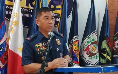 <p><strong>SUSTAINED CAMPAIGN.</strong> Police Regional Office 6 (PRO6) acting regional director Brig. Gen. Jack Wanky says the anti-drug campaign in Western Visayas is on the right track. Data showed over PHP21 million shabu was confiscated in the region since he assumed office, the highest was on the Feb. 26 to March 2 period. (<em>PNA photo by PGLena)</em></p>
<p> </p>