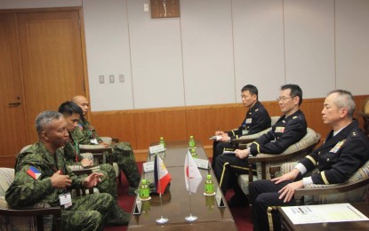 <p><strong>BOOSTING DISASTER RESPONSE.</strong> Members of the Philippine Army delegation (left) meet with their counterparts from the Japan Ground Self-Defense Force during the 3rd Japan-Philippine Humanitarian Assistance and Disaster Response (HADR) Cooperation Project in Tokyo, Japan in this undated photo. The Philippine Army (PA) on Wednesday (March 6, 2024) said the activity, which runs from March 3 to 9, aims to mutually enhance the humanitarian assistance and disaster response capabilities of the PA and the Japan Ground Self-Defense Force. <em>(Photo courtesy of the Philippine Army)</em></p>