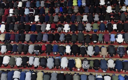<p><strong>RAMADAN. </strong> Most of the Arab nations will begin to celebrate the holy month of Ramadan on Monday (Mar 11, 2024). During Ramadan, Muslims normally abstain from food, drink, smoking, and sex from sunup to sunset. <em>(Anadolu)</em></p>
<p> </p>
