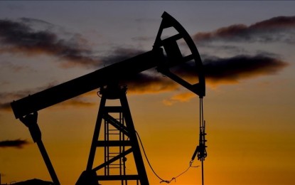 <p><strong>OIL PRICE DECREASE</strong>. Price of oil in the world market slipped on Friday (March 15, 2024) due partly to strengthening of the US dollar after the higher-than-expected consumer price inflation report in the US. Expectations that the US Federal Reserve will keep its key rates higher also contributed to this development. <em>(Anadolu)</em></p>