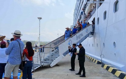 <p><strong>DAY TOUR</strong>. Passengers of Oceana Cruises MS Insignia disembark at the Salomague Port in Cabugao, Ilocos Sur on Monday morning (March 18, 2024). They went to various tourist sites during the eight-hour stopover. <em>(Photo courtesy of Karen Lucas)</em></p>