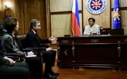 <p><strong>MEETING AT THE PALACE</strong>. President Ferdinand R. Marcos Jr. receives United States Secretary of State Anthony Blinken at Malacañan Palace in Manila on Tuesday (March 19, 2024). Marcos and Blinken discussed the Philippine-US alliance and reaffirmed the two nations’ commitment to enhance economic and defense cooperation.<em> (Photo courtesy of Presidential Photojournalists Association)</em></p>