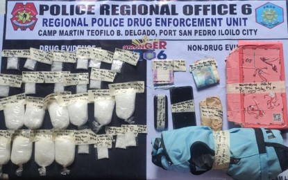 <p><strong>SEIZED</strong>. Police operatives seize suspected shabu with an estimated street value of about PHP7.17 million during a sting in Barangay Tanza Baybay in Iloilo City on Monday (March 18, 2024). Police Regional Office 6 Director Brig. Gen. Jack Wanky, in an interview Tuesday (March 19, 2024), said the sustained campaign against illegal drugs proved to be his biggest accomplishment since he assumed his post last month. <em>(Photo courtesy of RPDEU-6)</em></p>