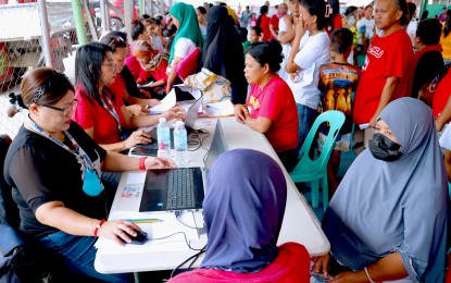 DSWD advises 4Ps cash grants beneficiaries to use ATM cards wisely