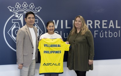 <p><strong>PARTNERS.</strong> Villarreal Philippines Academy directors Eumir and Neth Siao (1st and 2nd from left) say theirs is the perfect marriage between a successful club and a country needing to elevate its level of football. The academy under La Liga team Villarreal CF is in Alabang, Muntinlupa City. <em>(Contributed photo)</em></p>
