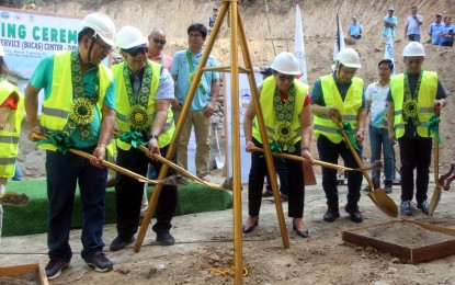<p><strong>CEREMONIAL SHOVEL</strong>. Health Secretary Teodoro Herbosa (second from left) and Health Undersecretary Maria Rosario Singh-Vergeire (third from left) shovel soil during the ceremonial groundbreaking of the first Bagong Urgent Care and Ambulatory Service (BUCAS) Center in Tubao, La Union on Monday (April 1, 2024). The Department of Health (DOH) said it aims to establish 28 BUCAS Centers nationwide to serve the 28 million poorest Filipinos by the year 2028. <em>(Photo courtesy of the DOH)</em></p>