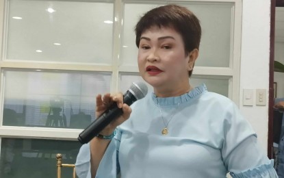 <p><strong>VAX-READY.</strong> Iloilo Provincial Health Office head Dr. Maria Socorro Quiñon says municipalities have available stocks of vaccines in response to pertussis. In a press conference on Tuesday (April 2, 2024) she said the town of Sta. Barbara has recorded clustering of cases in its three barangays and is expected to declare a municipality-wide outbreak. <em>(PNA photo by PGLena)</em></p>
