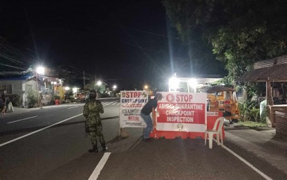 <p><strong>RESTRICTED.</strong> A checkpoint in Baybay City set up to restrict the entry of poultry products. Several areas in Eastern Visayas have established animal quarantine checkpoints and imposed a temporary ban on live chicken and poultry products from Kananga, Leyte amid the bird flu scare. <em>(Photo courtesy of Baybay city government)</em></p>
